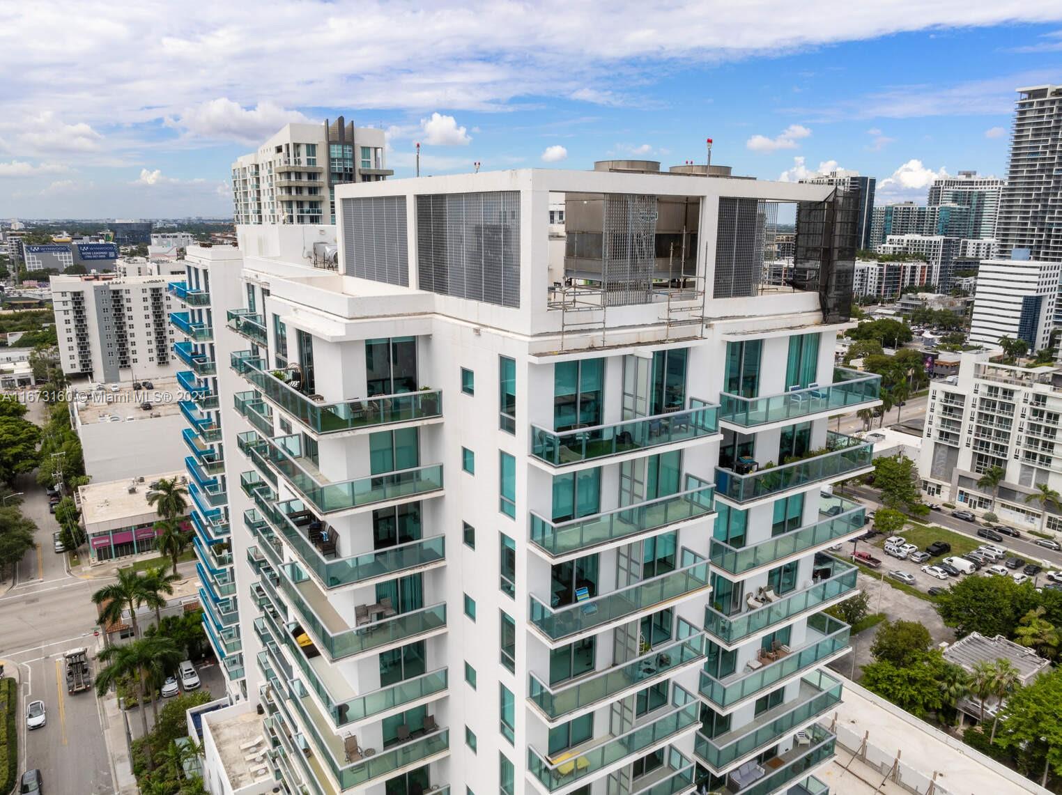 333 NE 24th St Unit: PH1910