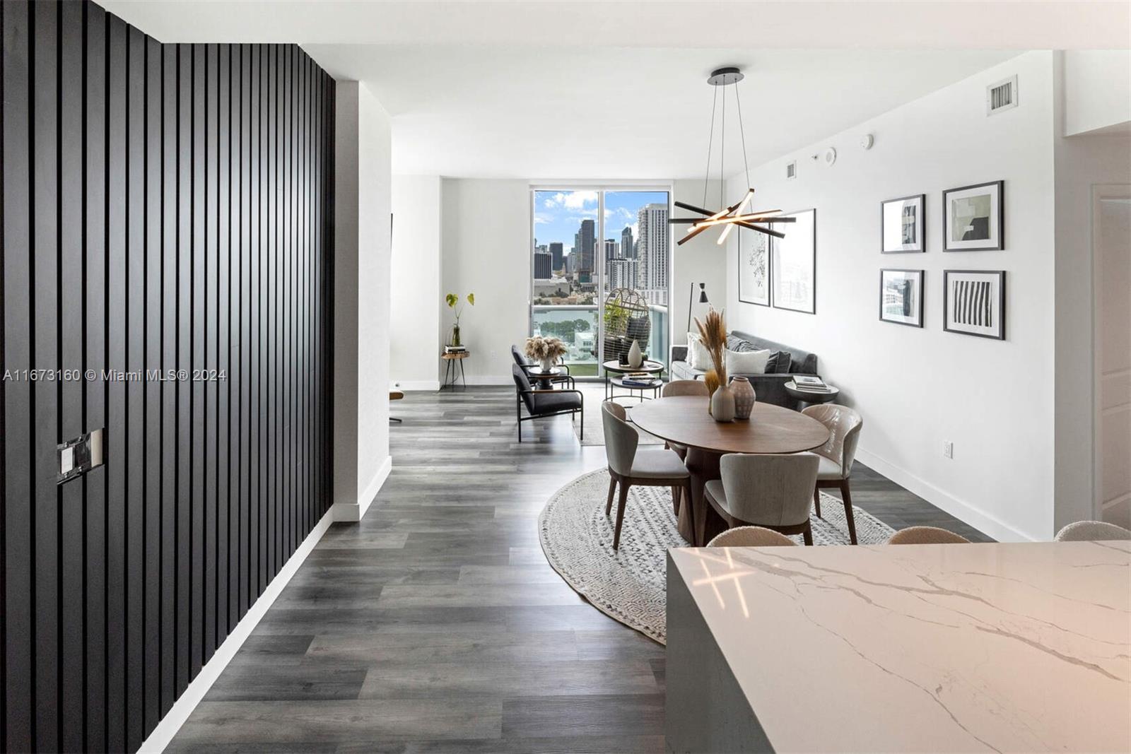333 NE 24th St Unit: PH1910