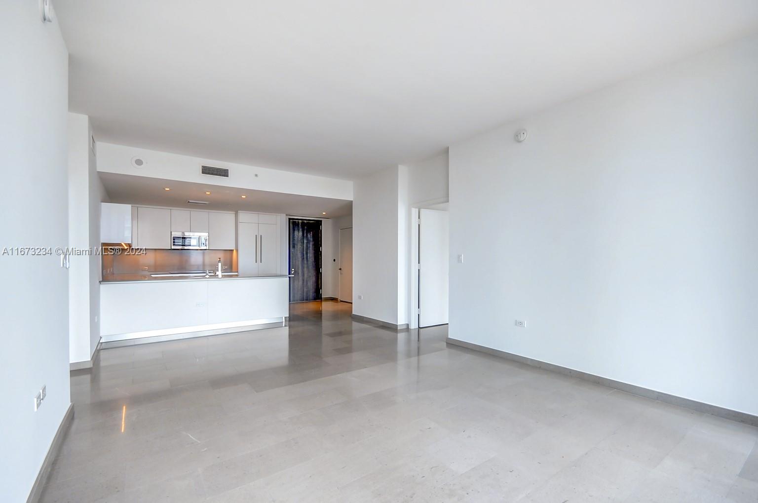 88 SW 7th St # 2503