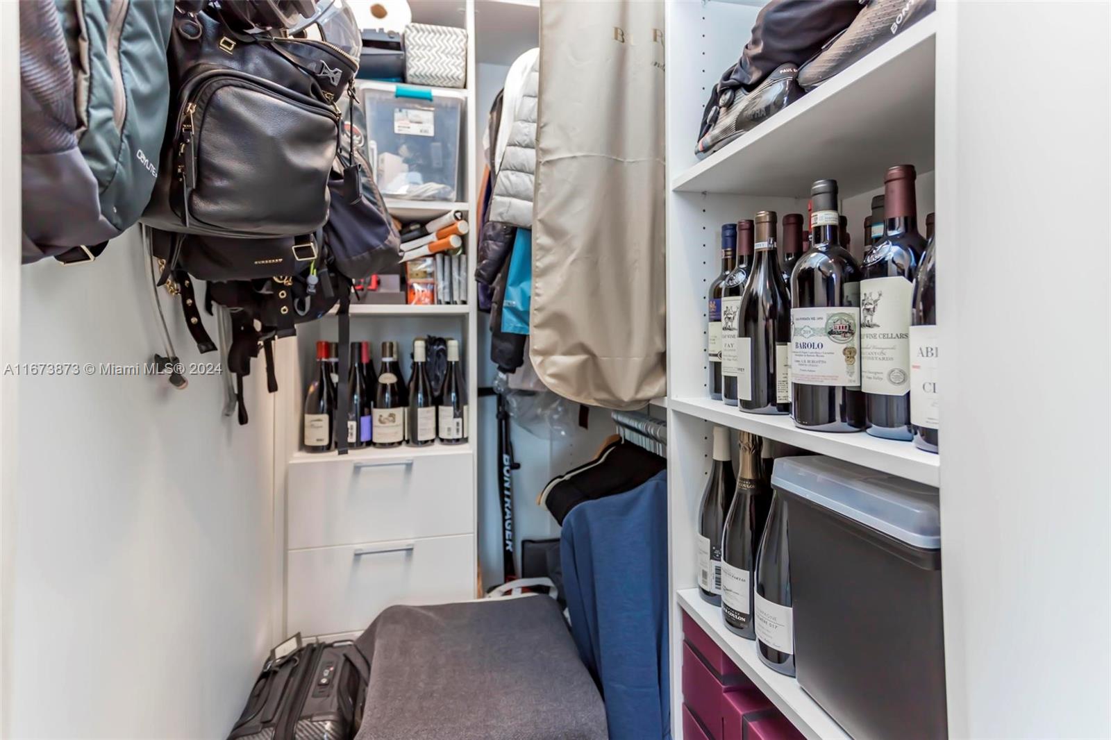 1000 Brickell Plz Unit: PH5105