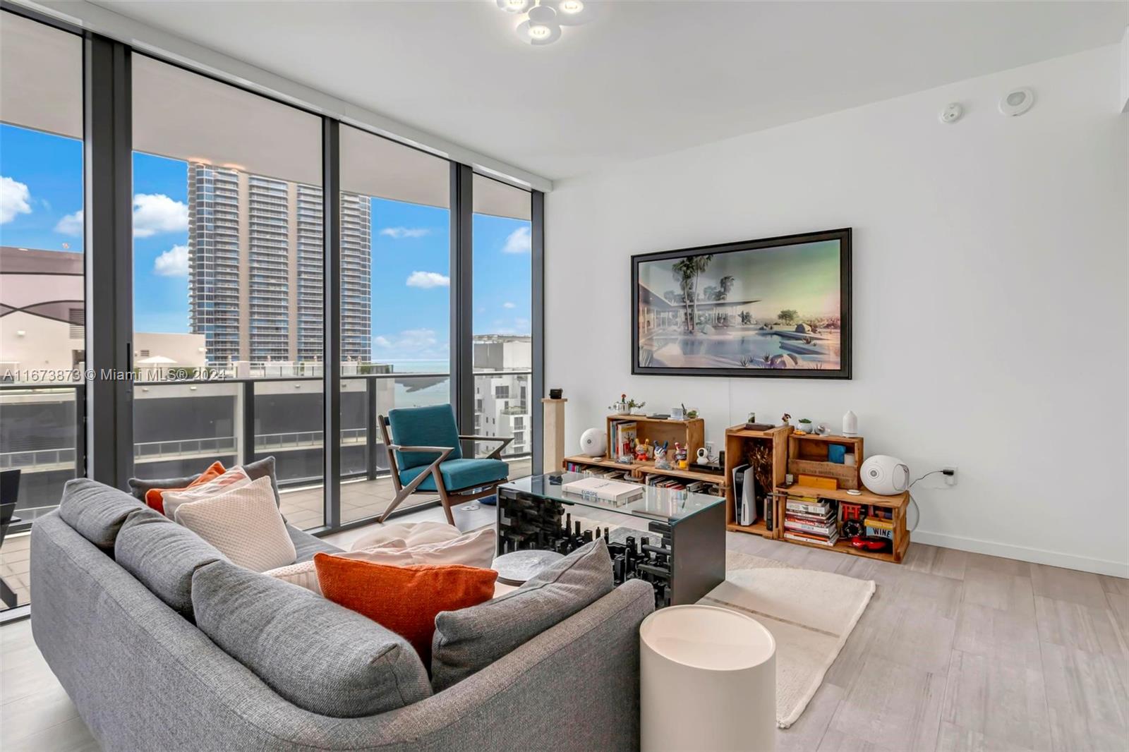1000 Brickell Plz Unit: PH5105