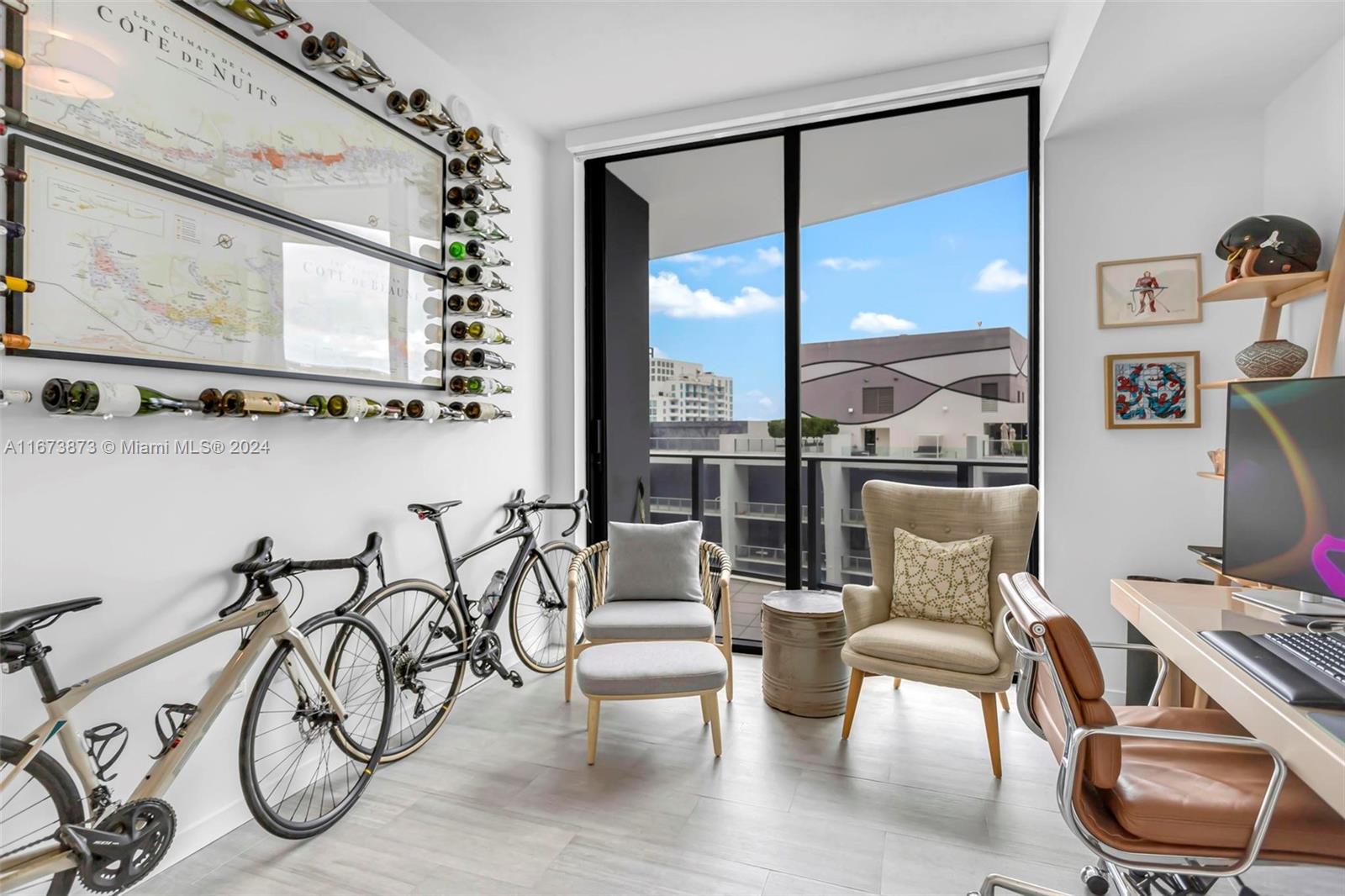 1000 Brickell Plz Unit: PH5105