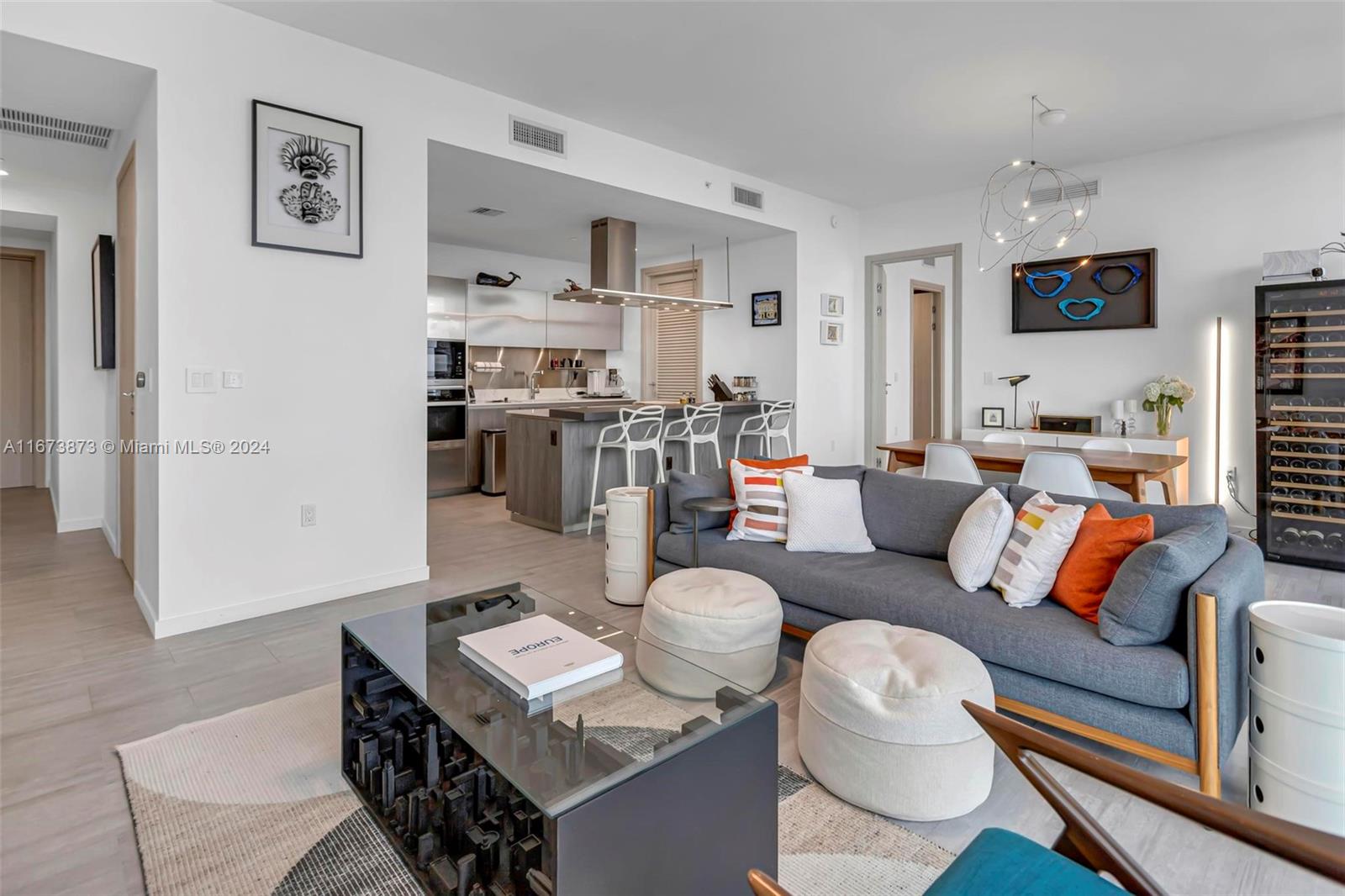 1000 Brickell Plz Unit: PH5105