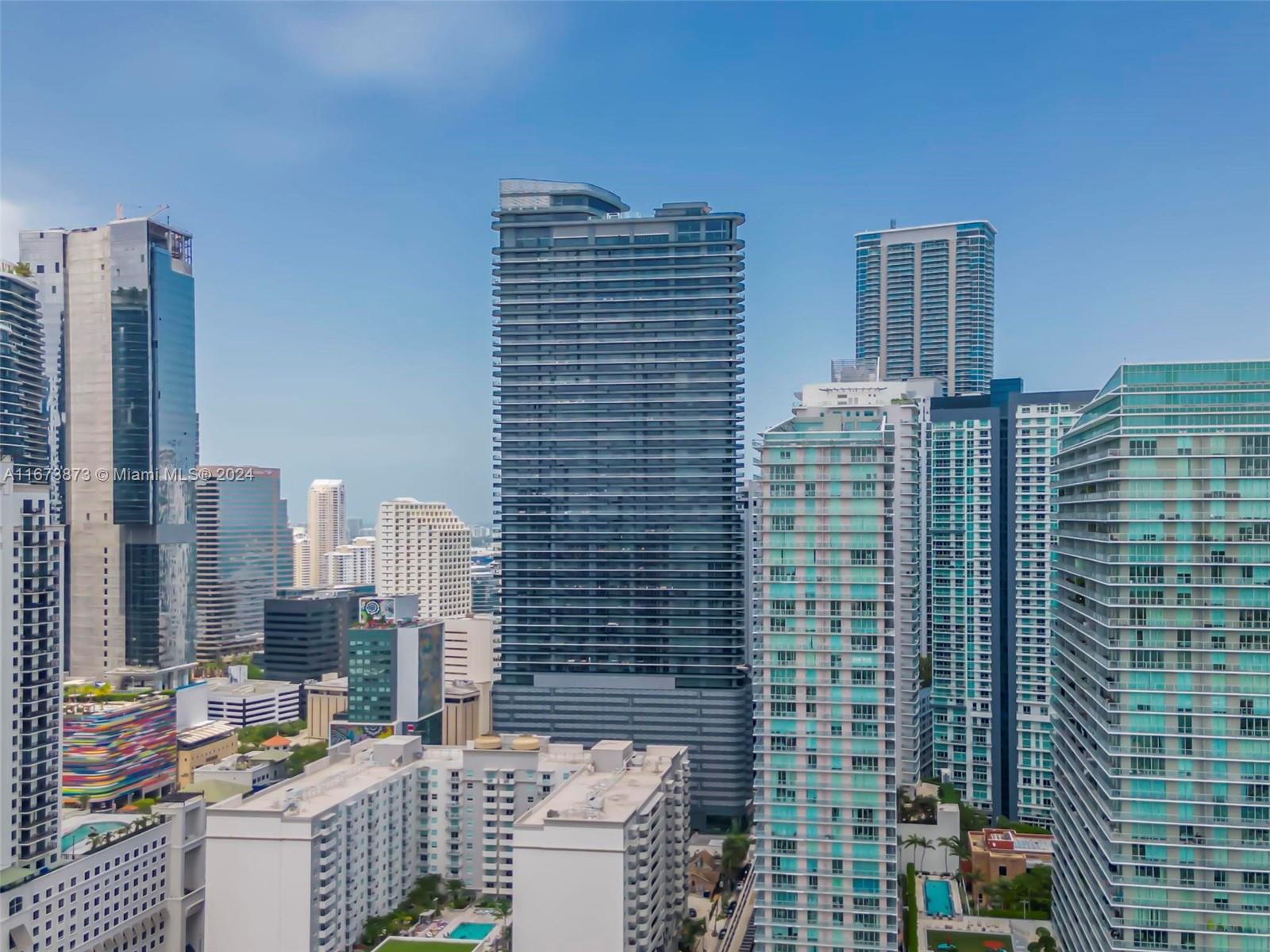 1000 Brickell Plz Unit: PH5105