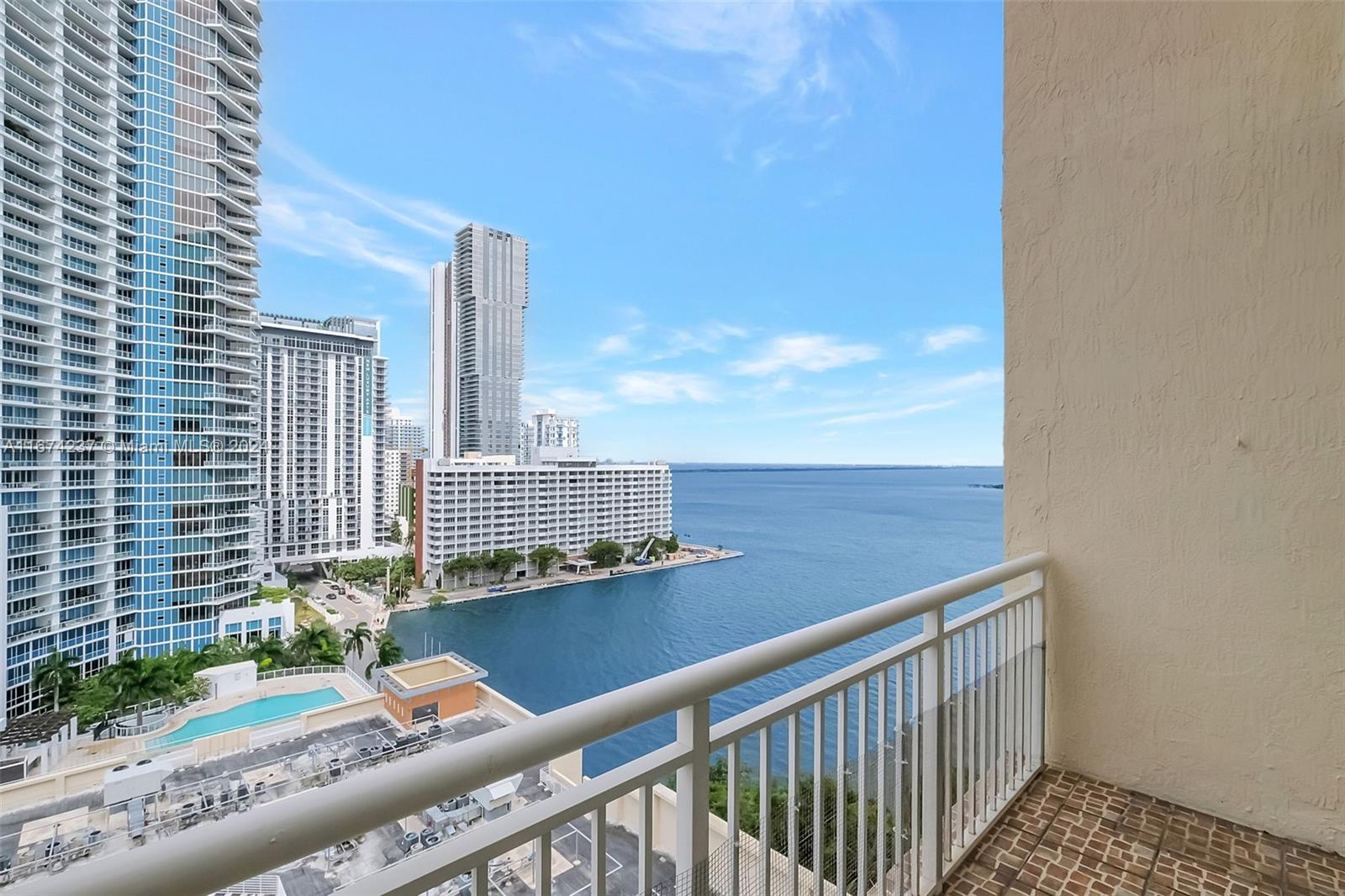 2000 N Bayshore Dr # 1607
