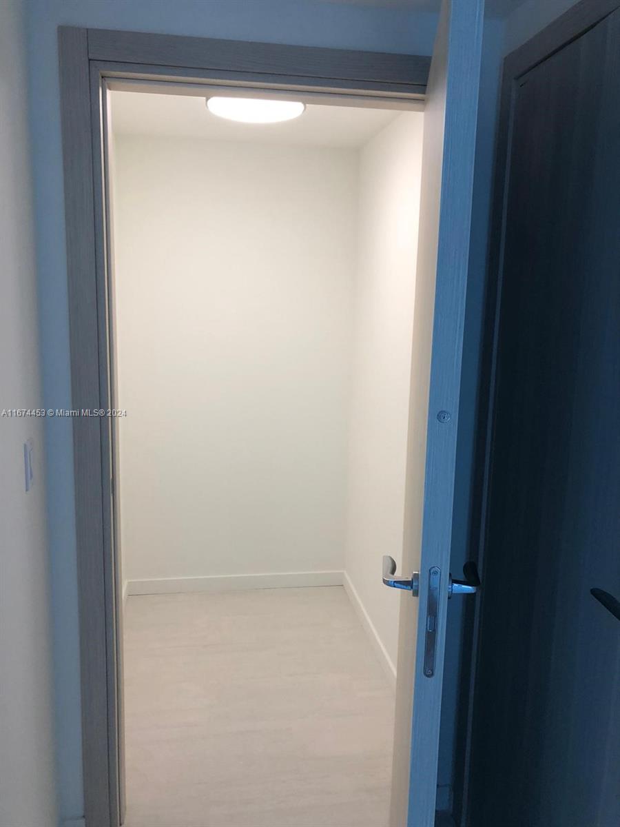 1000 Brickell Plaza # 2109