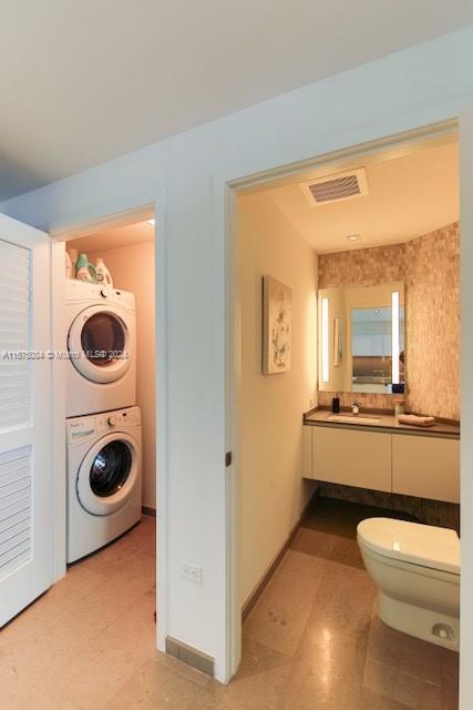 68 SE 6th St # 3508