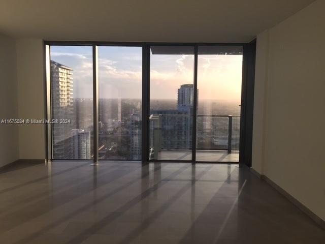 68 SE 6th St # 3508