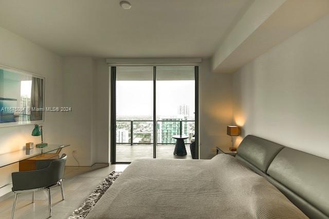 68 SE 6th St # 3508