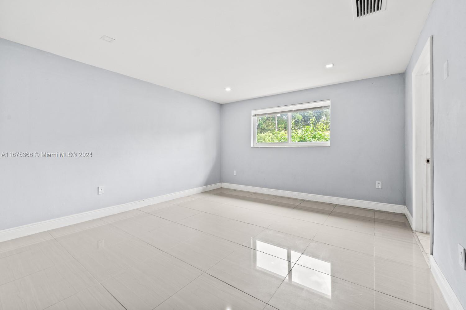 45 NW 99th St