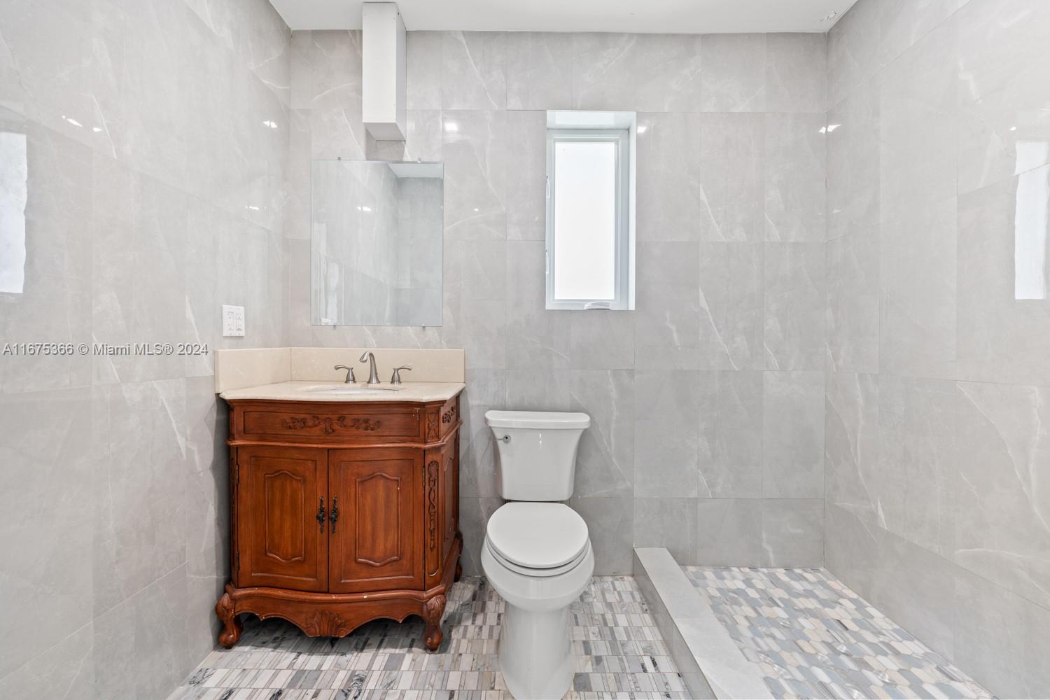 45 NW 99th St