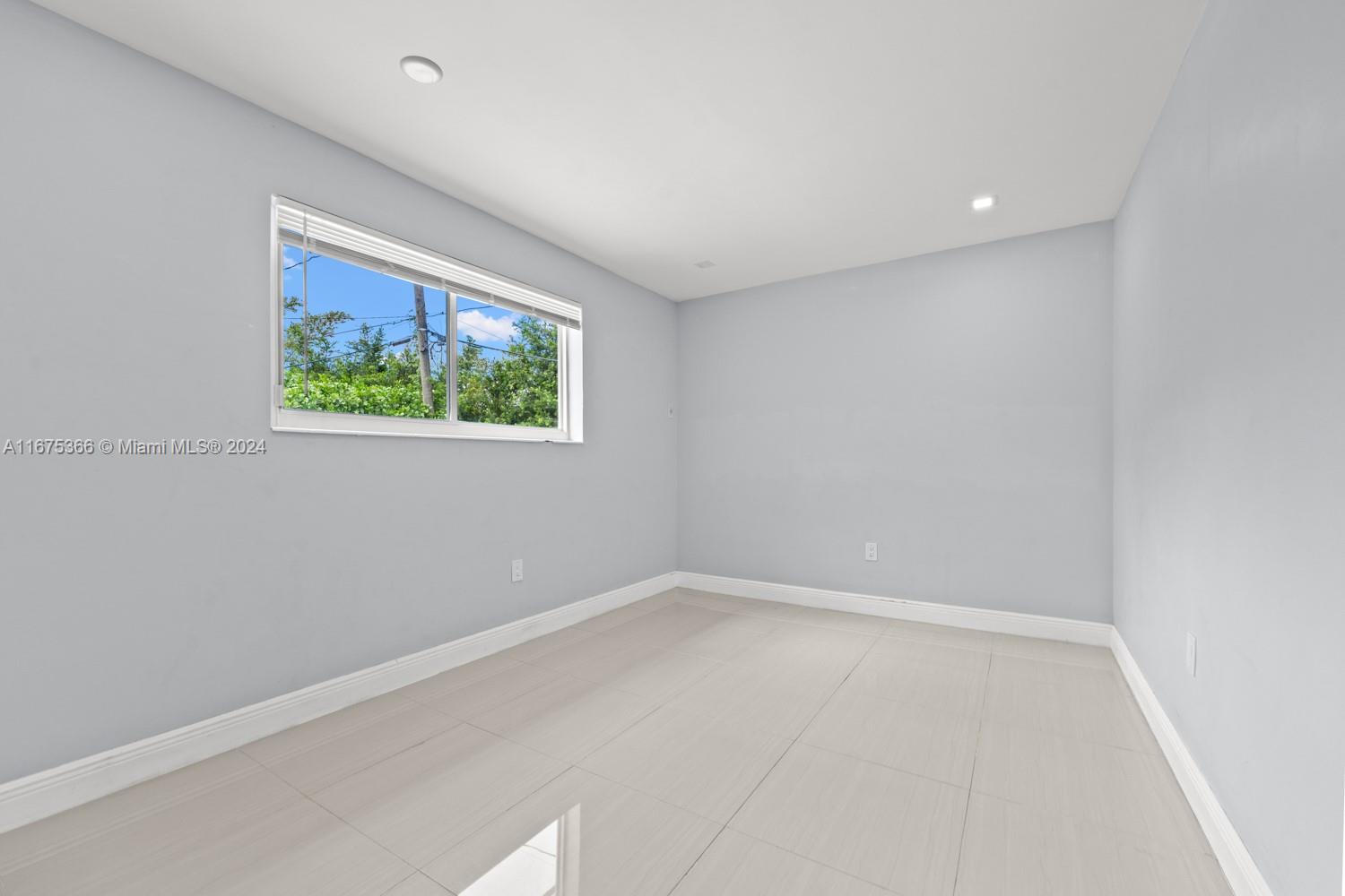 45 NW 99th St
