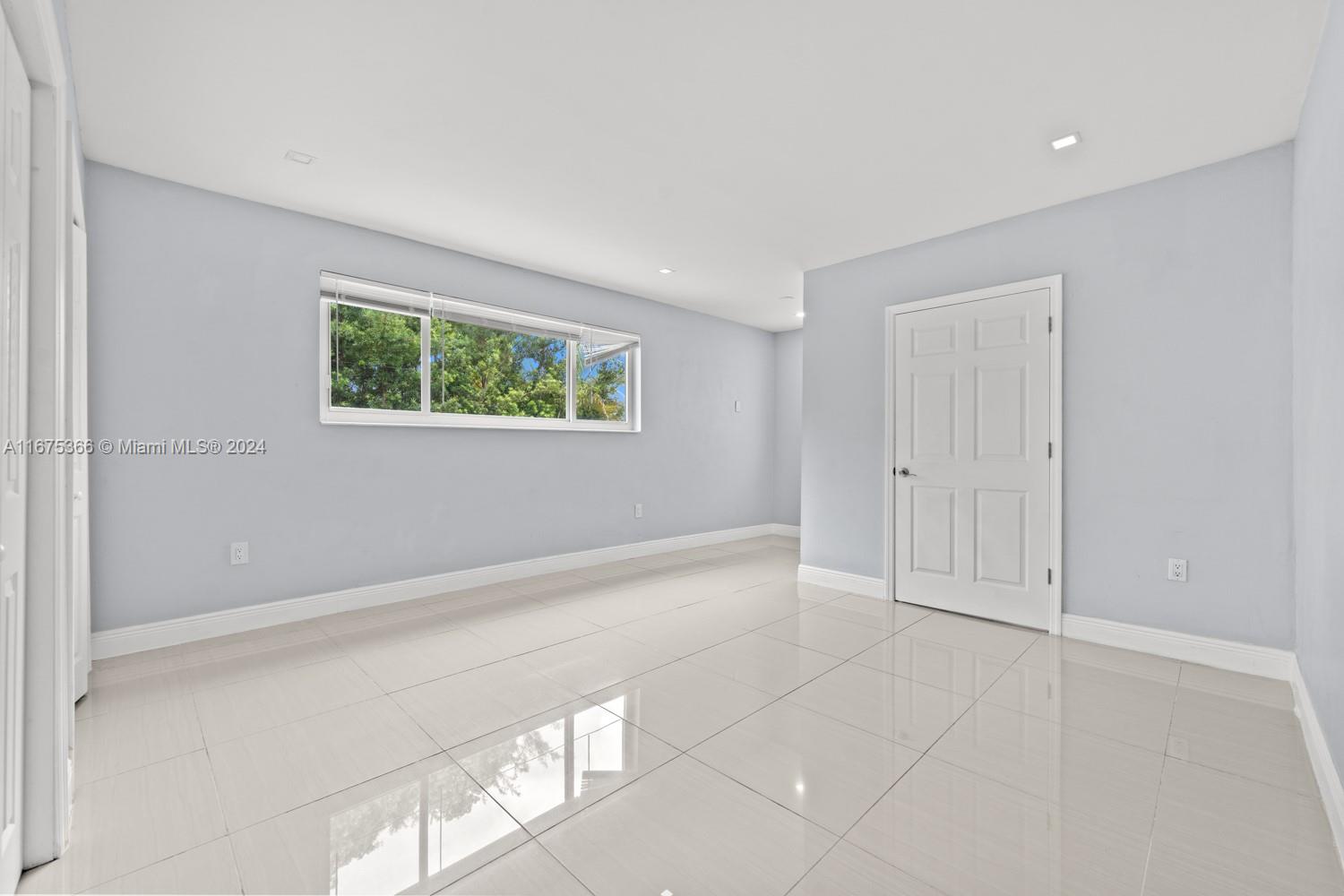 45 NW 99th St