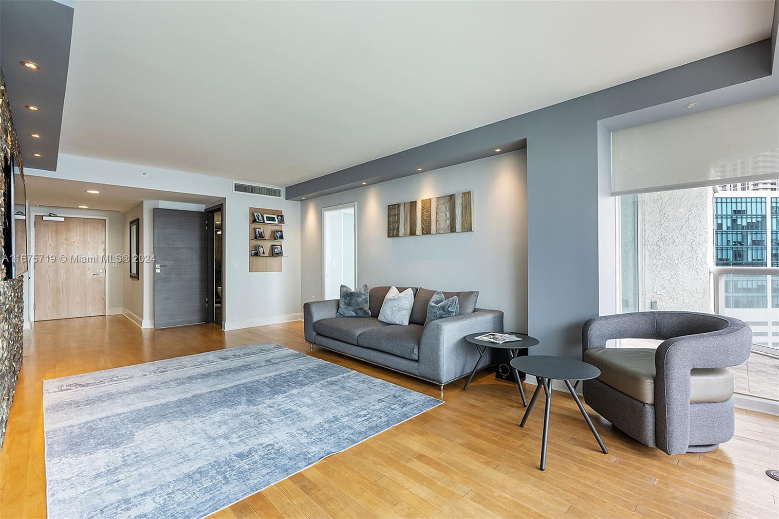 16400 Collins Ave # 1042