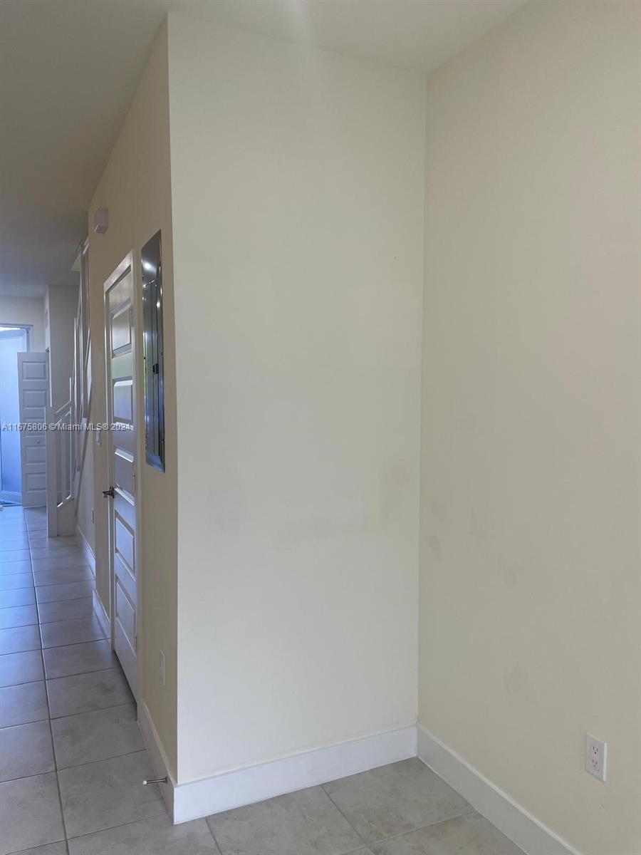 6455 NW 103rd Pl # 106