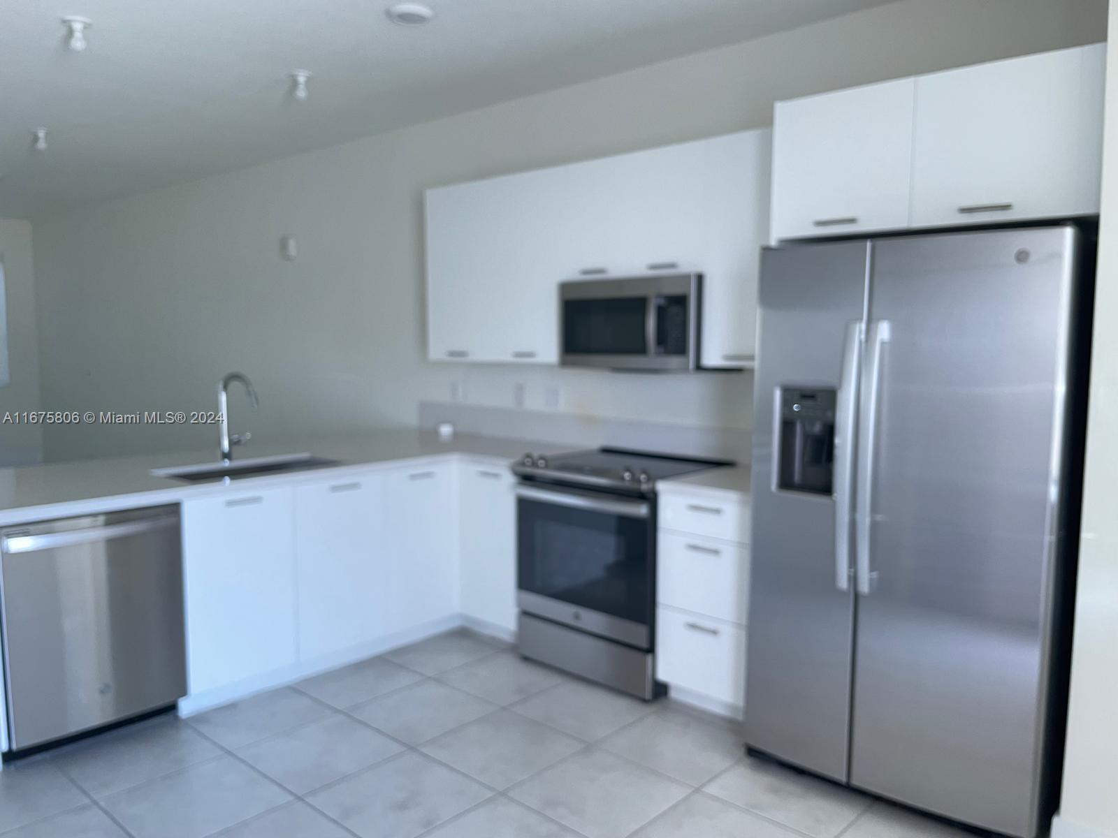 6455 NW 103rd Pl # 106