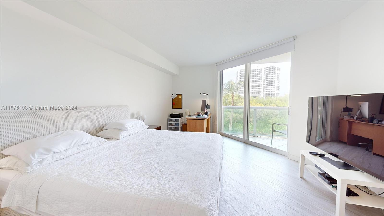 3370 Hidden Bay Dr # 402