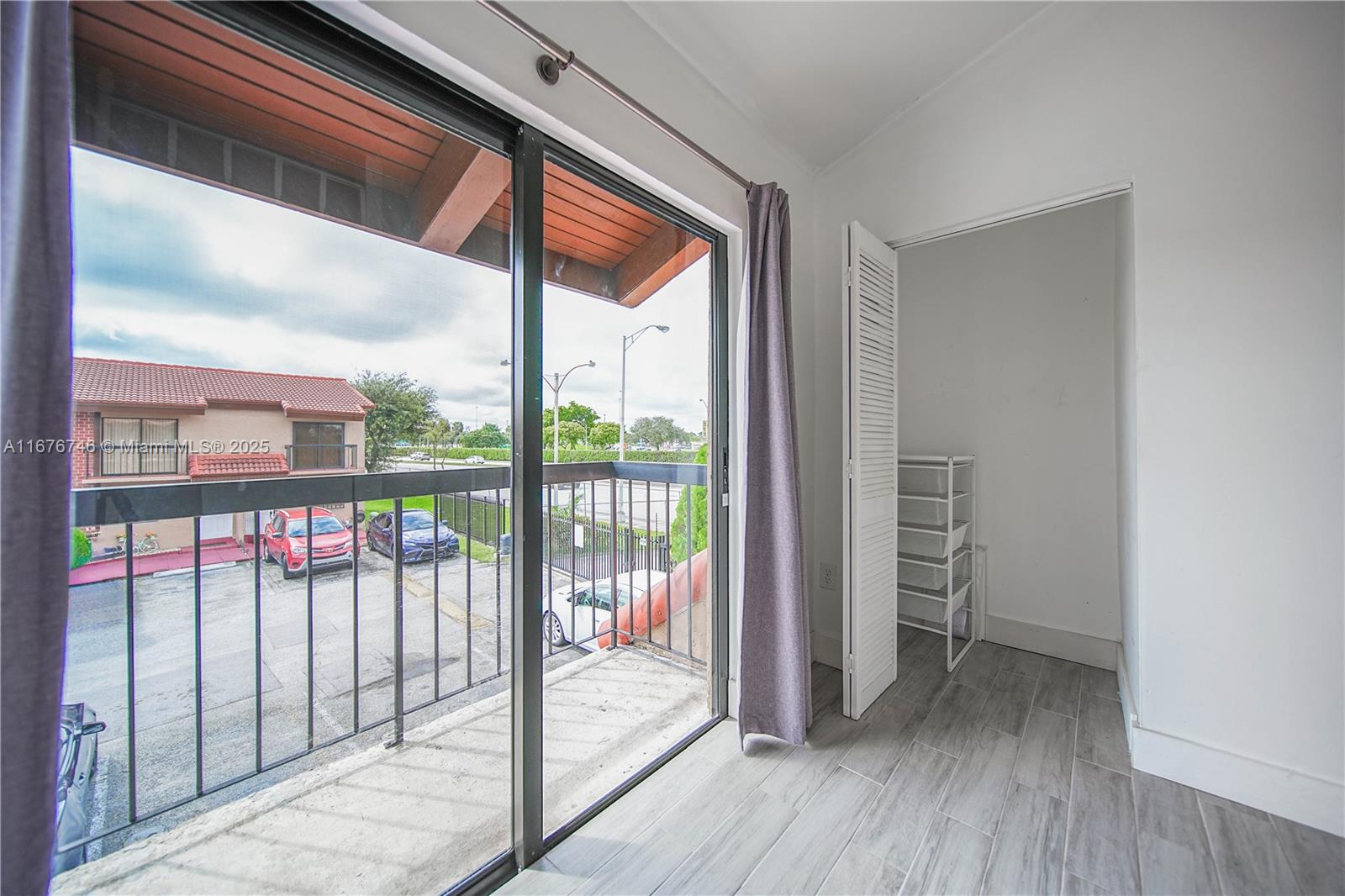 1801 SW 107th Ave # 2502