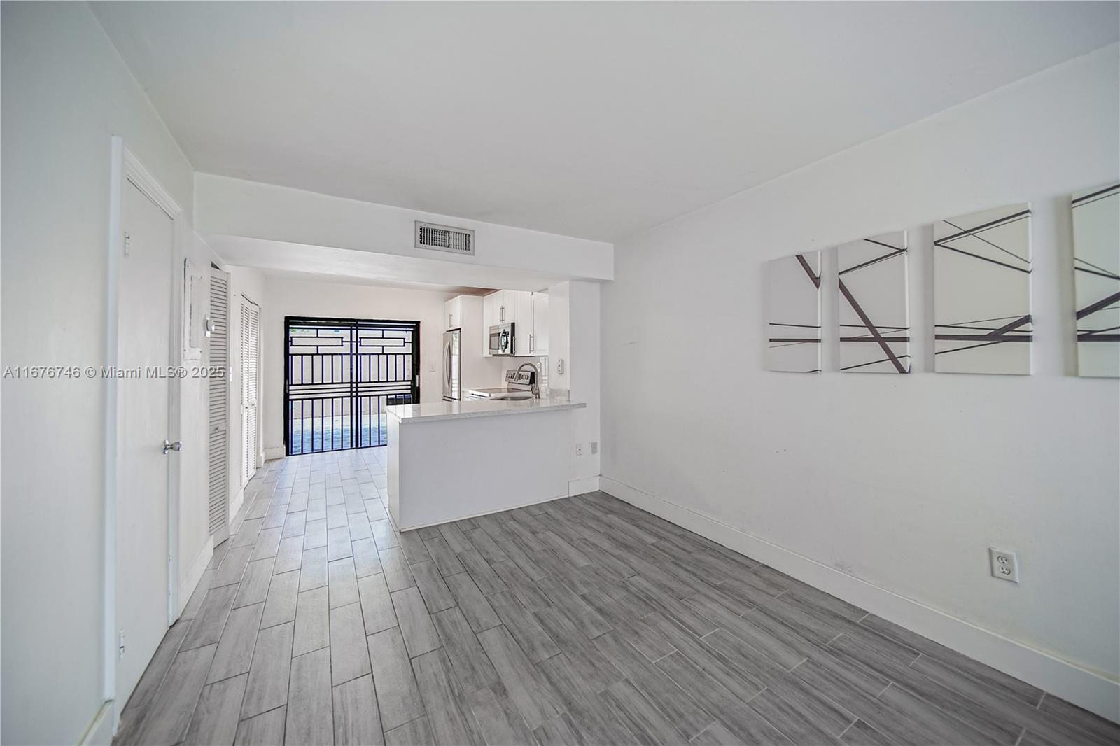 1801 SW 107th Ave # 2502