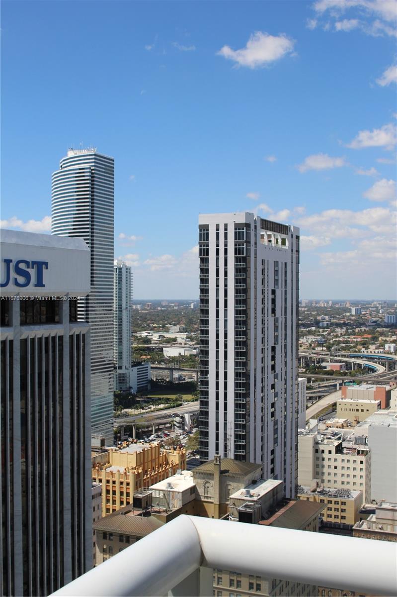 50 Biscayne Blvd # 3611