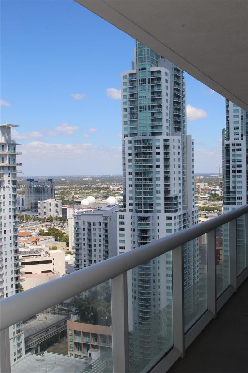 50 Biscayne Blvd # 3611