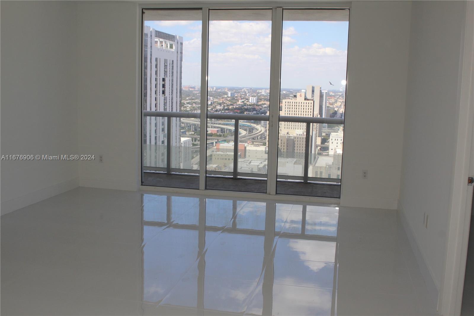 50 Biscayne Blvd # 3611