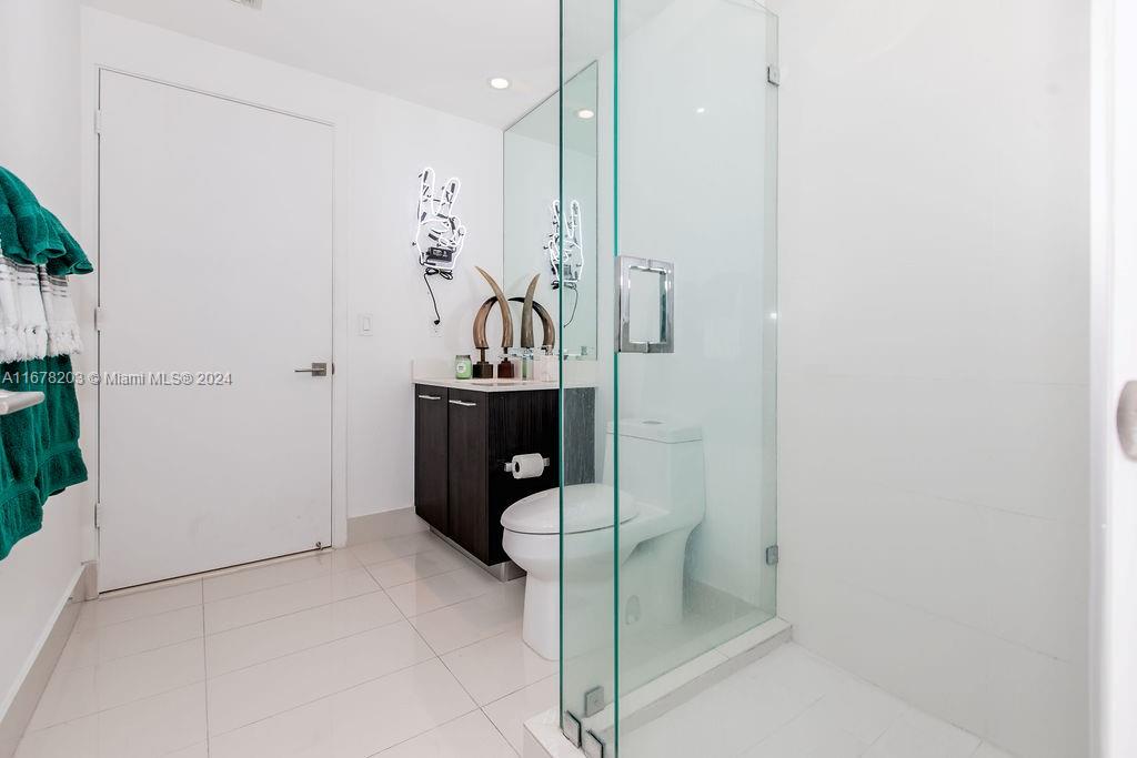 55 SW 9 ST # 2501