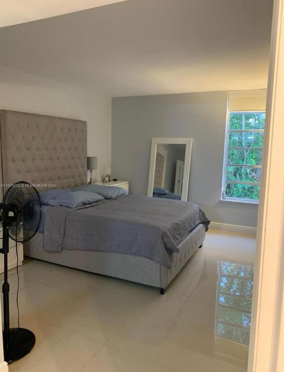 8810 Fontainebleau Blvd # 217