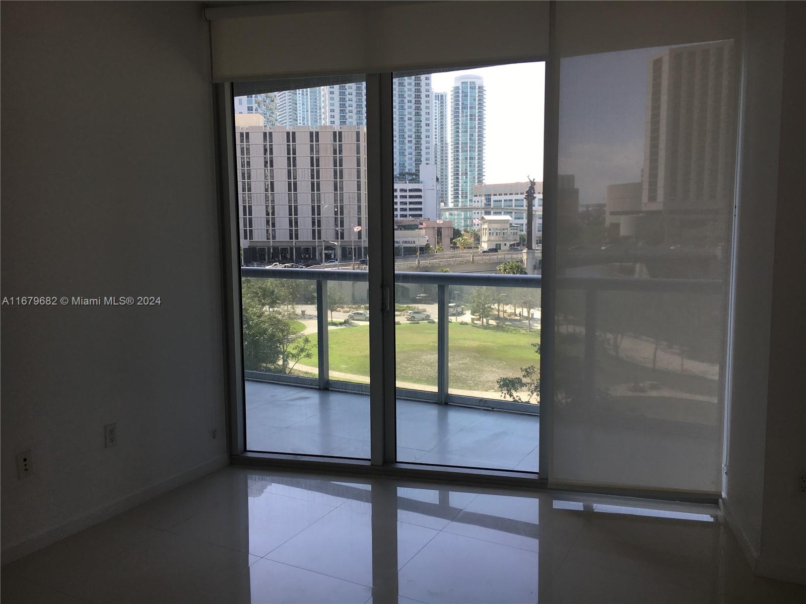 465 Brickell Ave # 504
