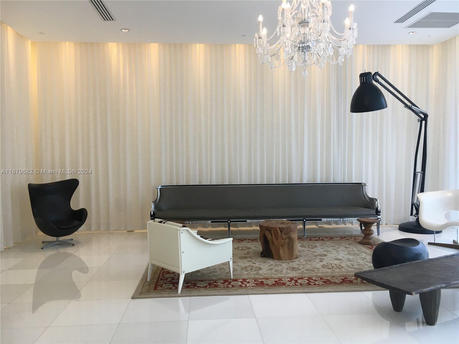 465 Brickell Ave # 504