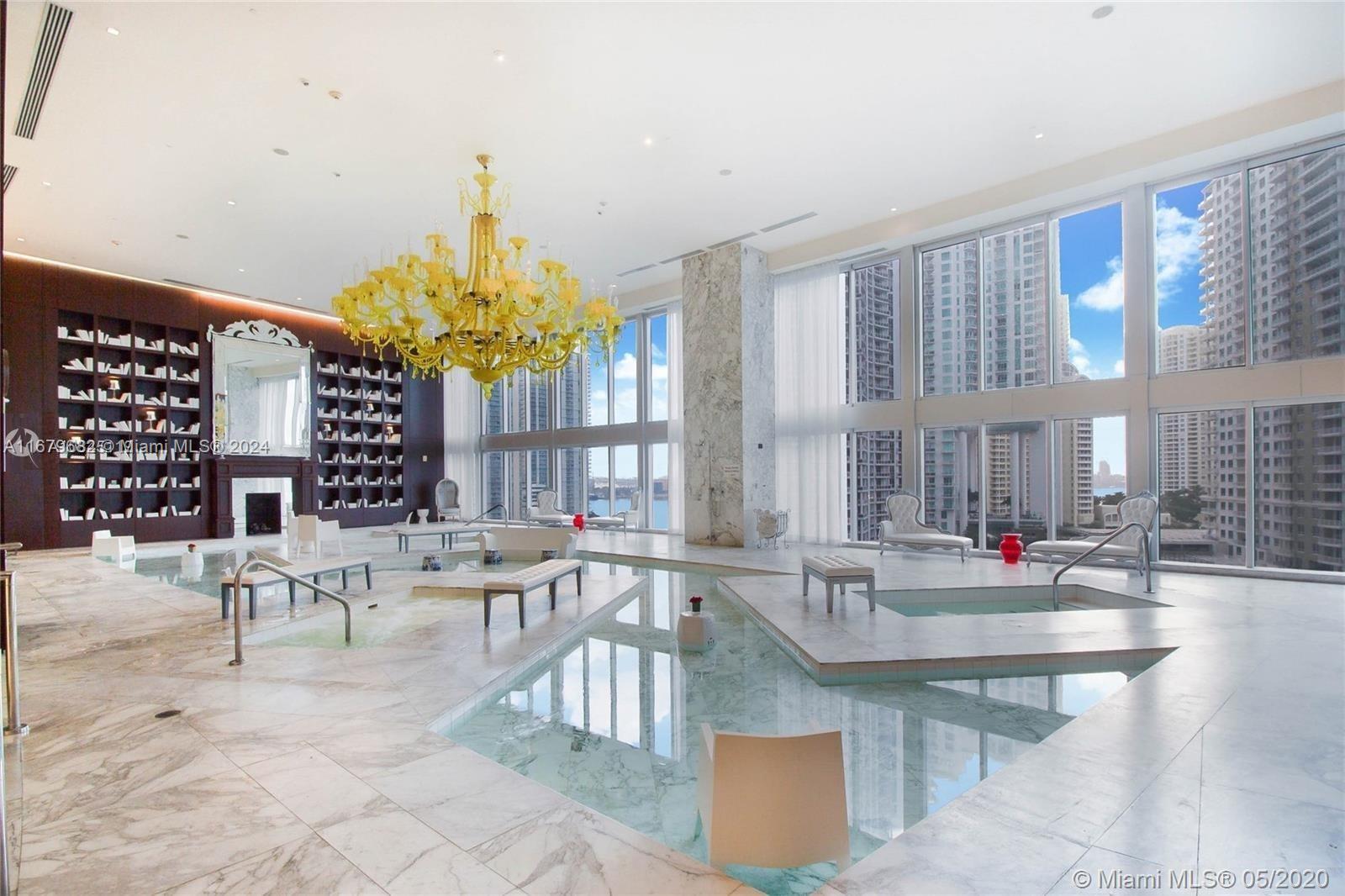 465 Brickell Ave # 504