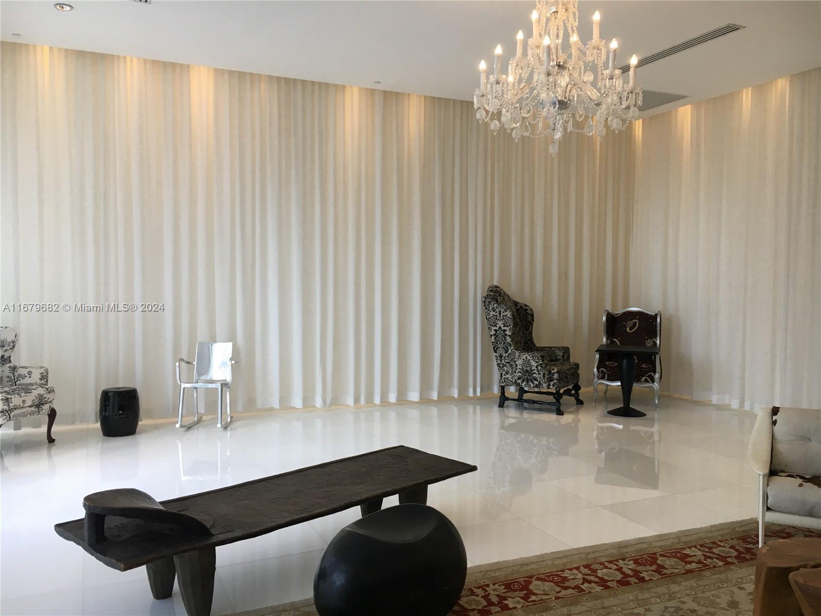 465 Brickell Ave # 504