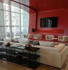 1100 S MIAMI AV Unit: 1705