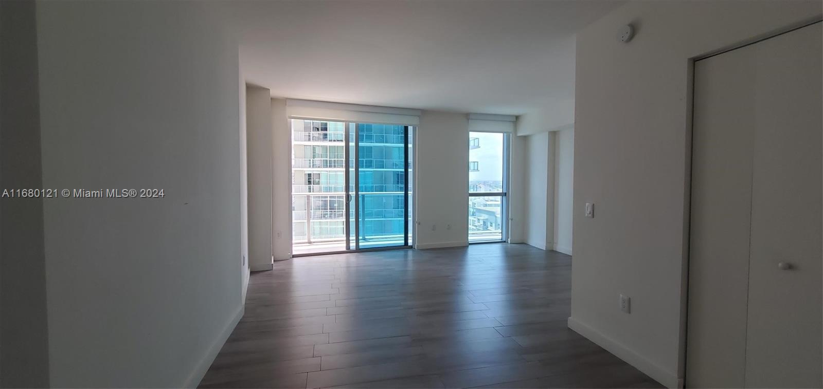 1100 S MIAMI AV Unit: 1705