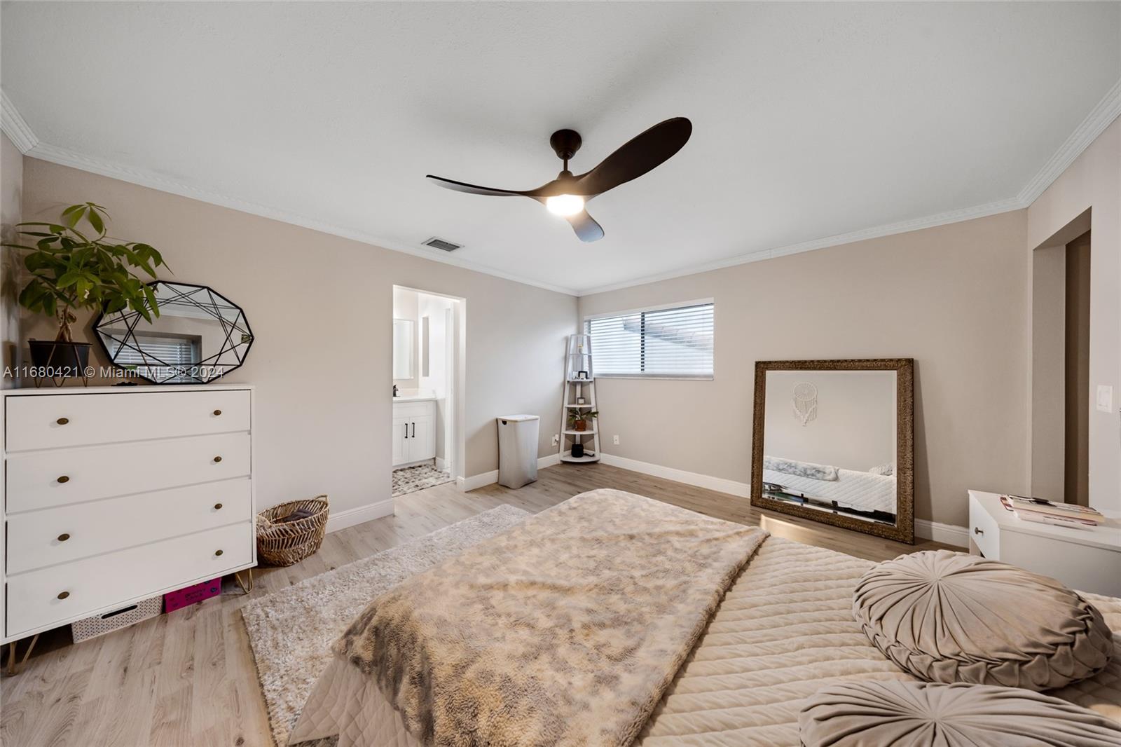 22312 Pineapple Walk Dr