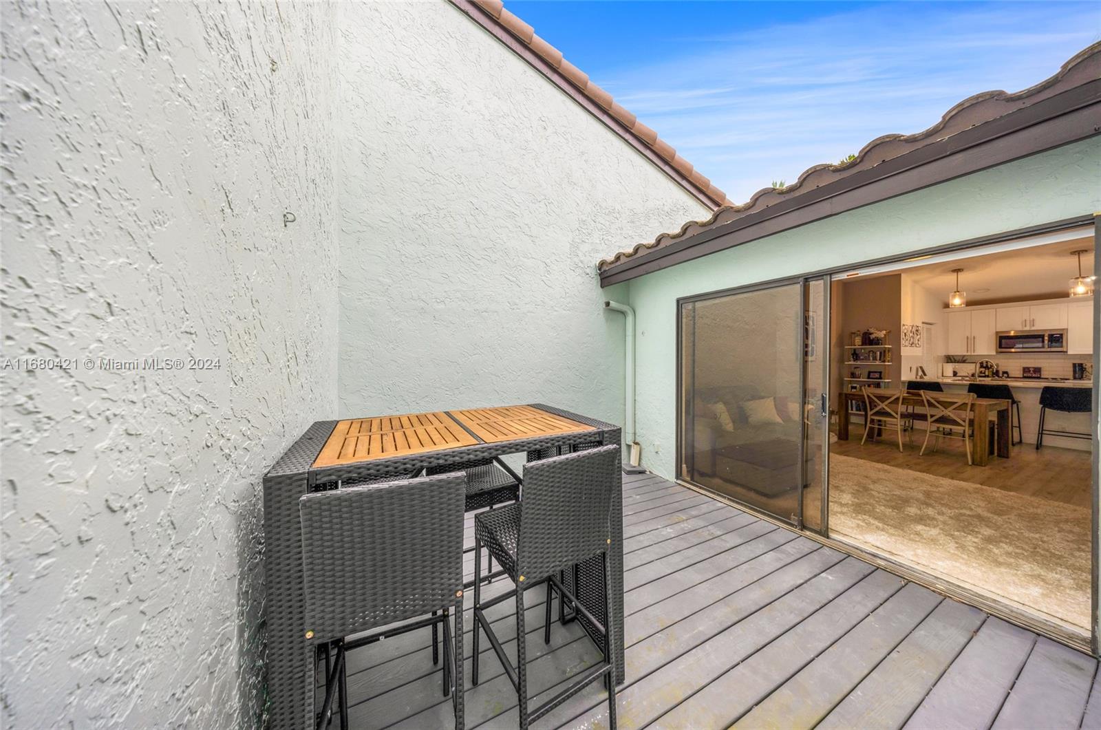 22312 Pineapple Walk Dr