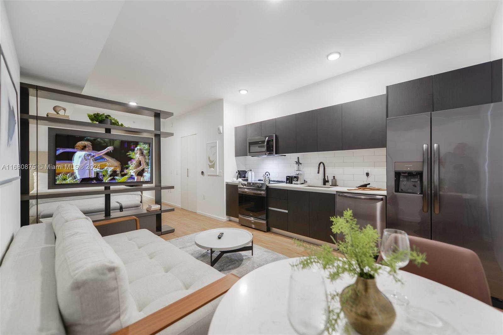 398 NE 5th St # 2007