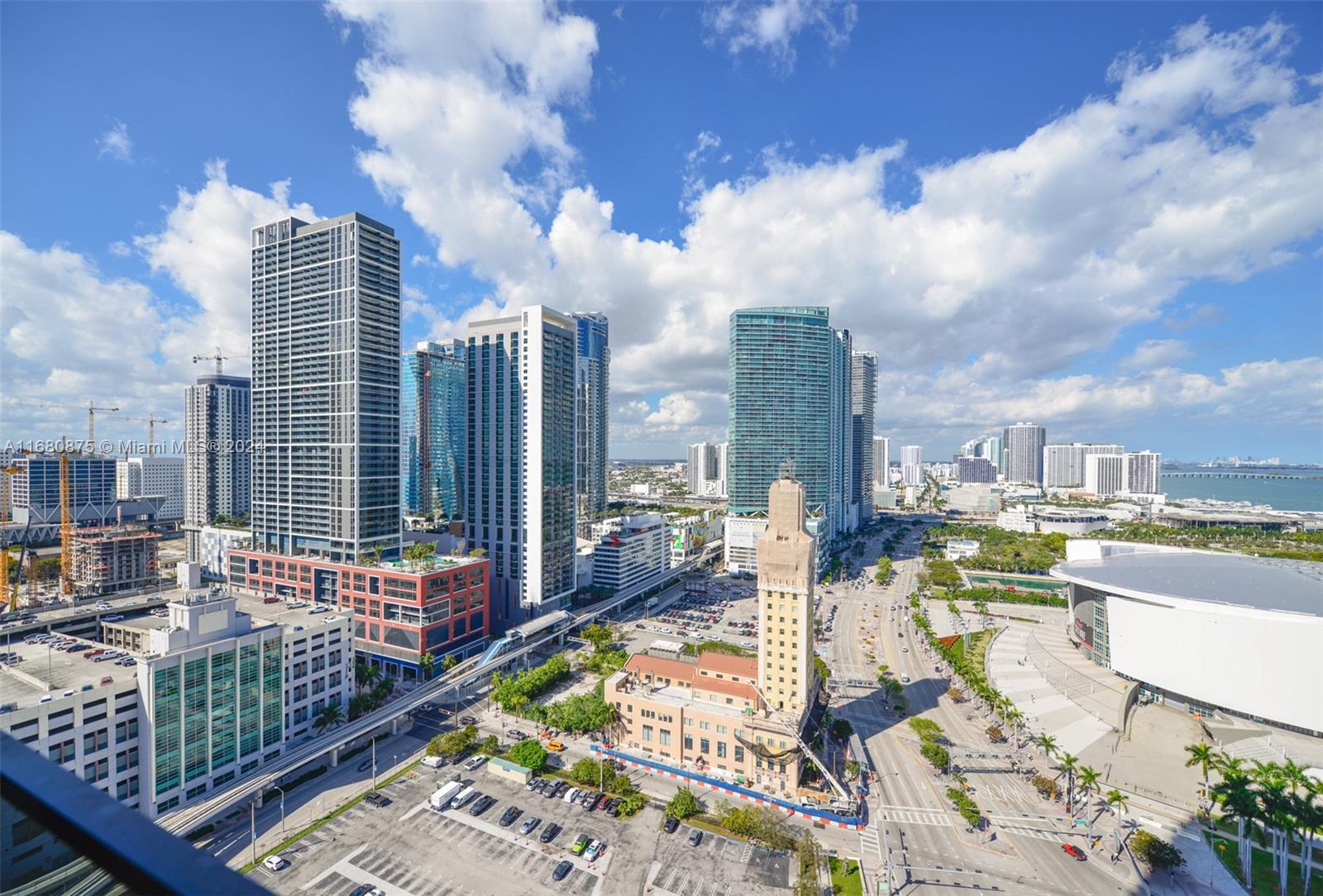 398 NE 5th St # 2007