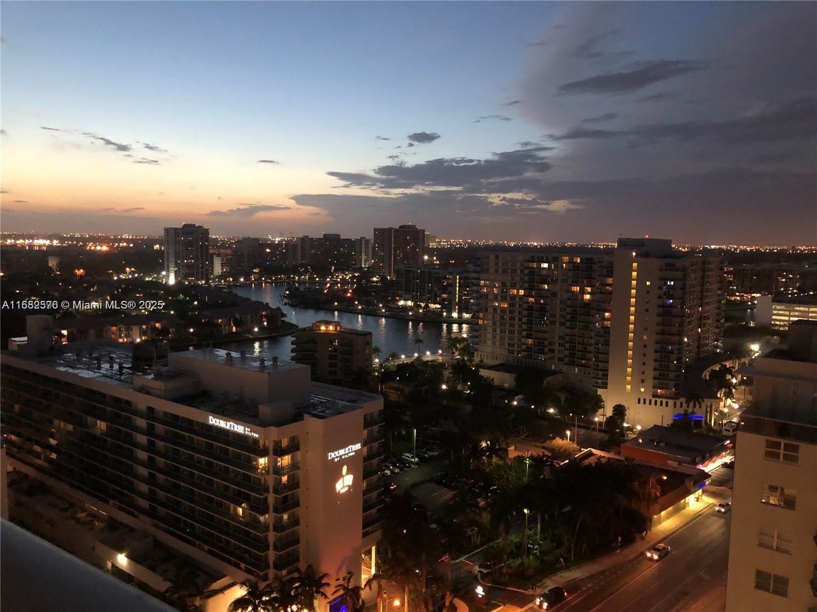 4111 S Ocean Dr # 1512
