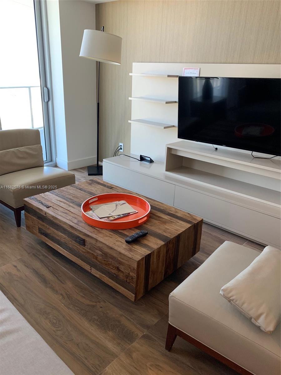 4111 S Ocean Dr # 1512