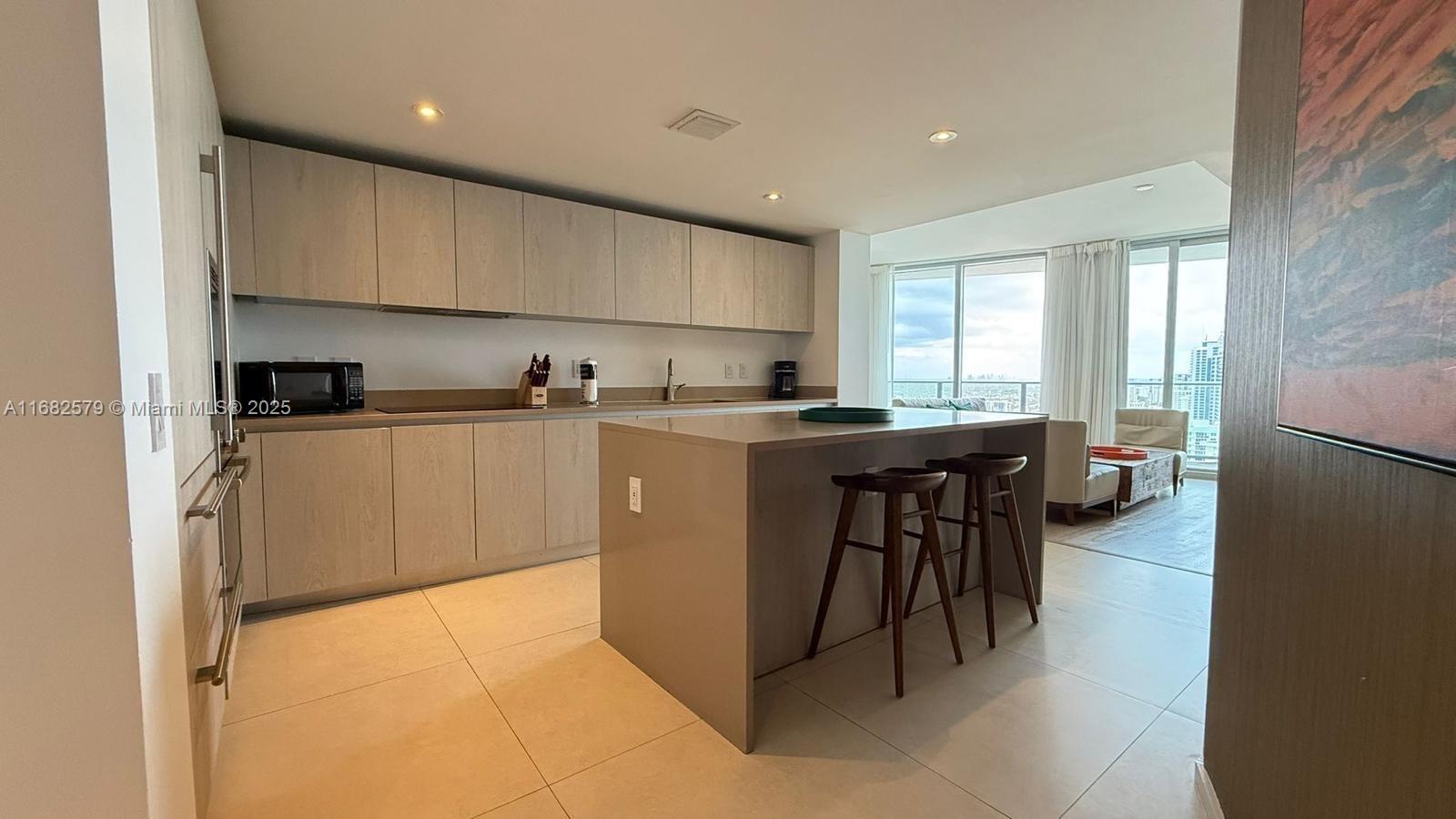 4111 S Ocean Dr # 2712
