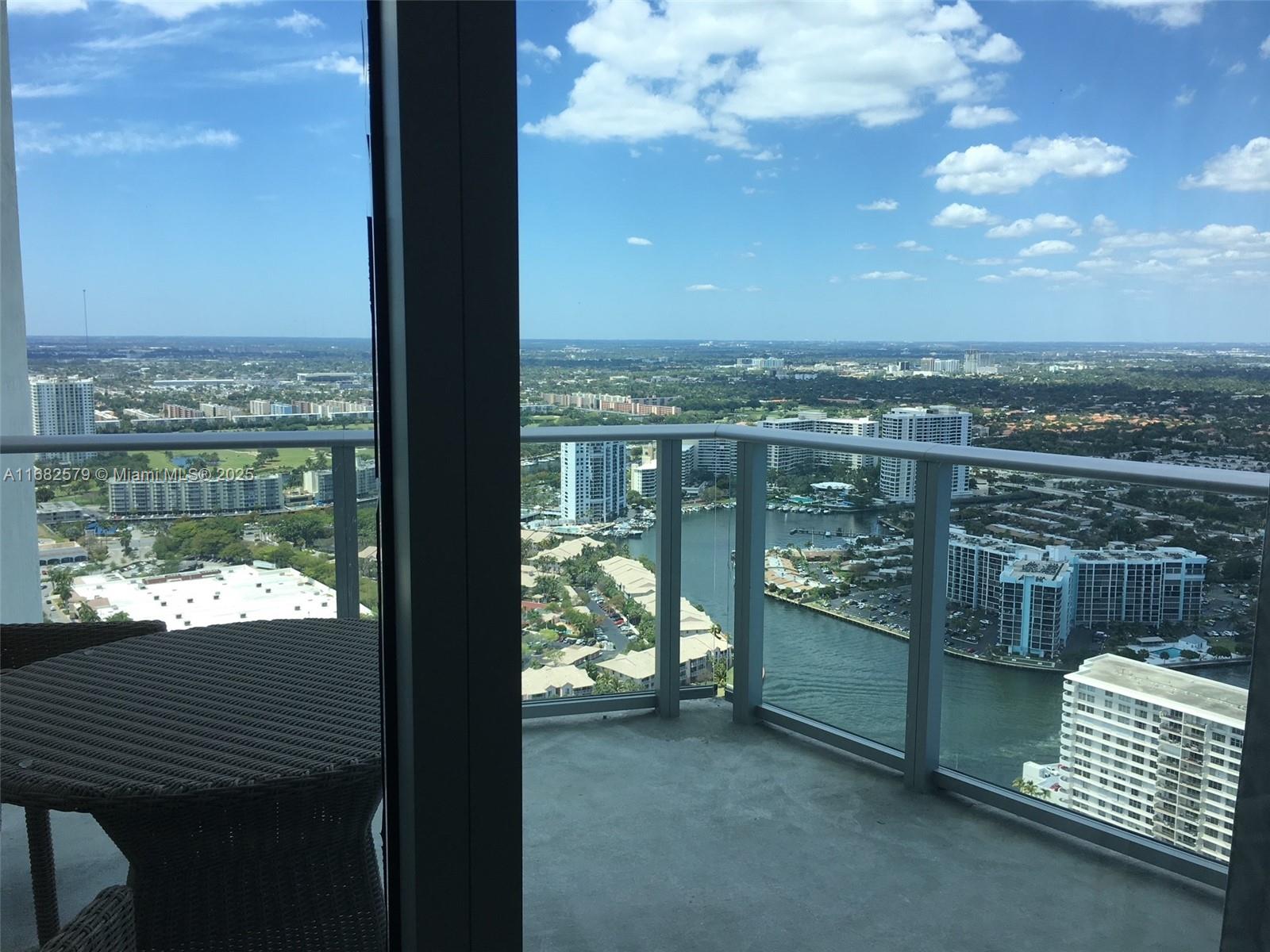 4111 S Ocean Dr # 2712
