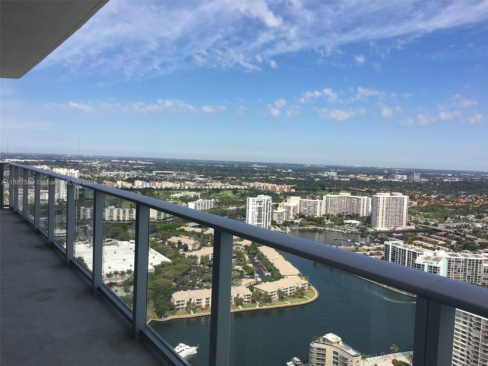 4111 S Ocean Dr # 3312