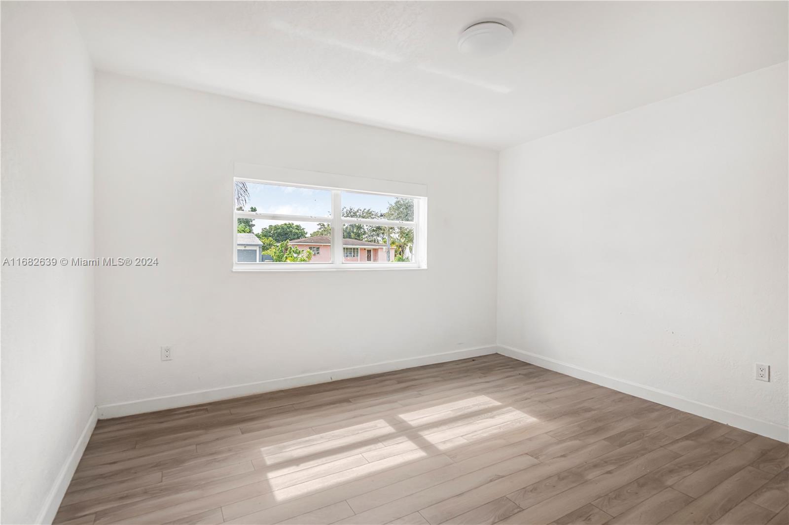 1331 NW 131st St