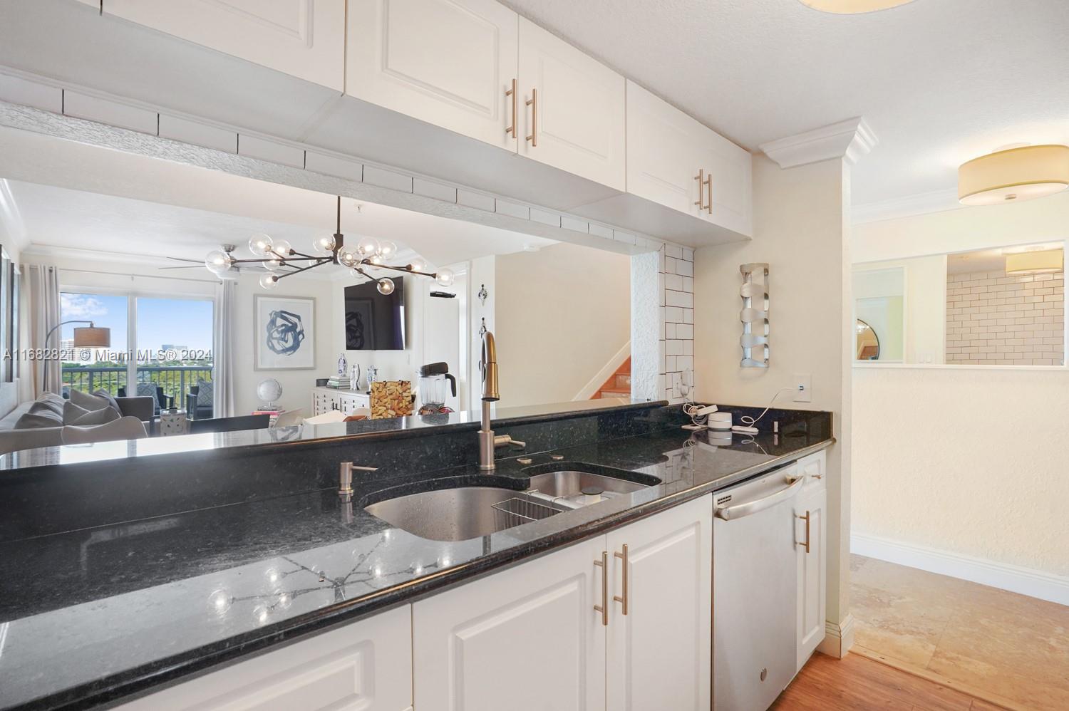 280 SW 20th Rd # 907