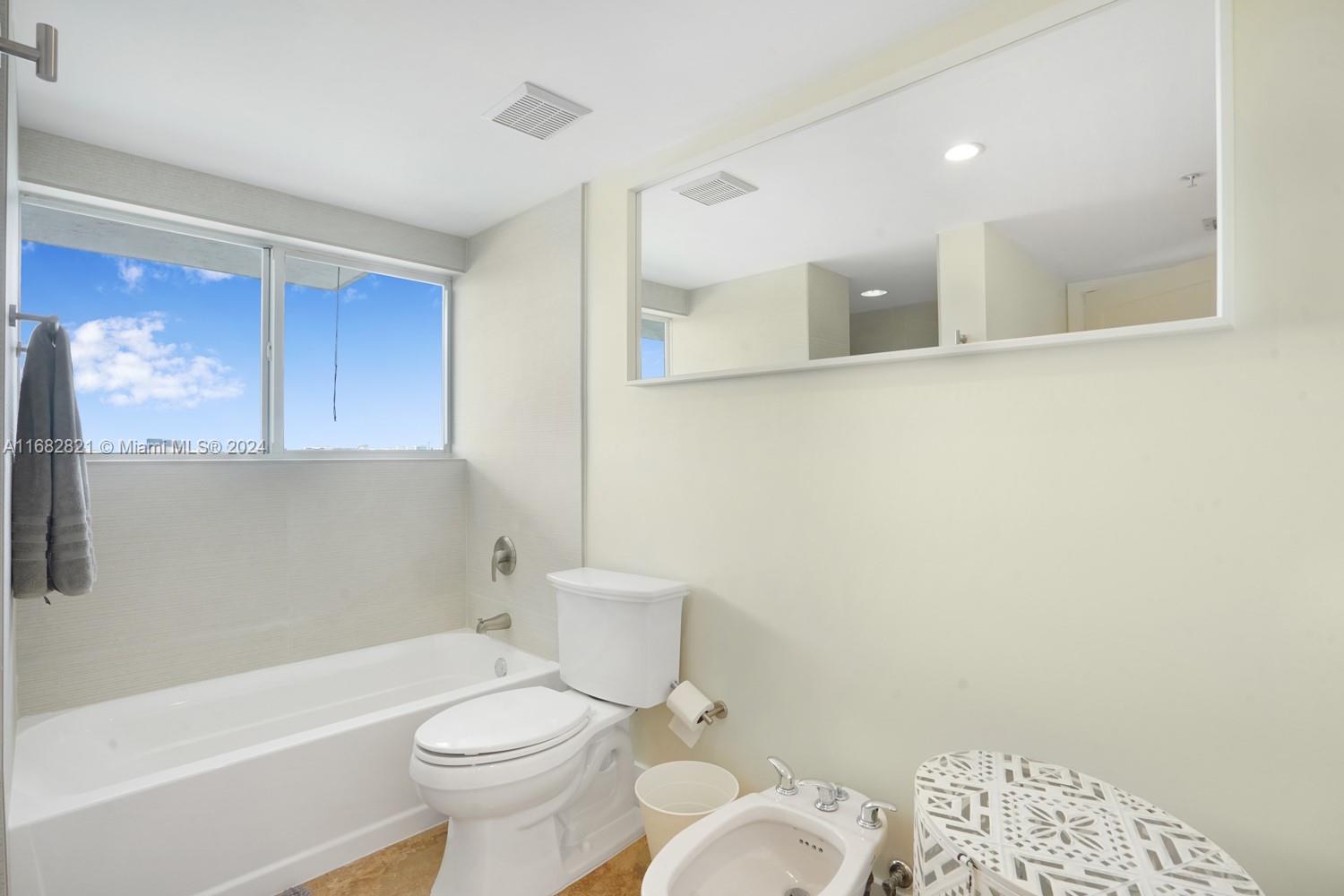 280 SW 20th Rd # 907