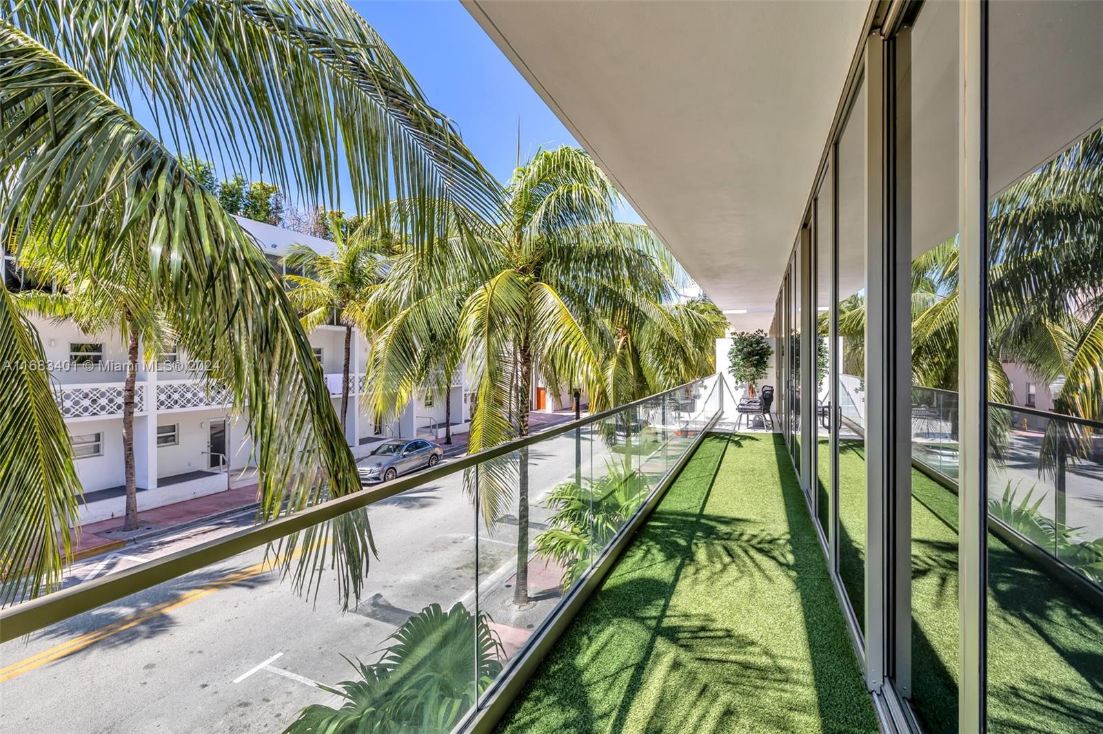 300 Collins Ave # 2E