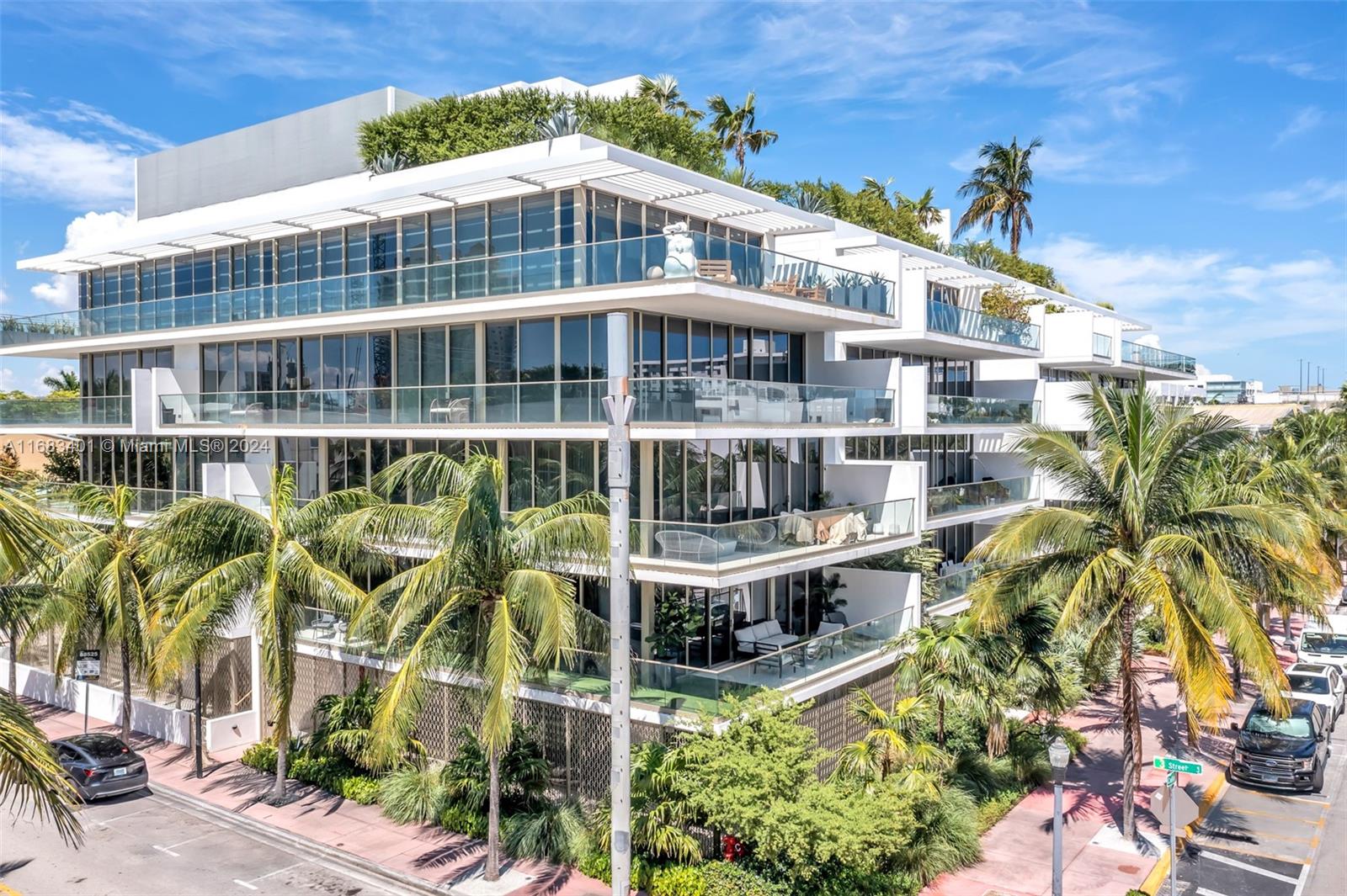 300 Collins Ave # 2E