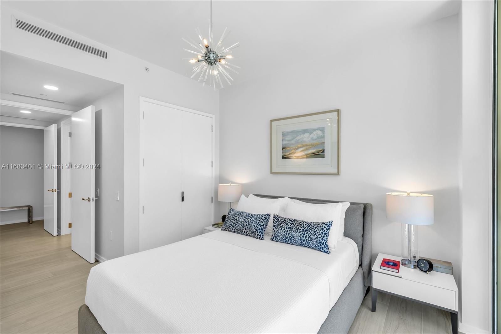 300 Collins Ave # 2E