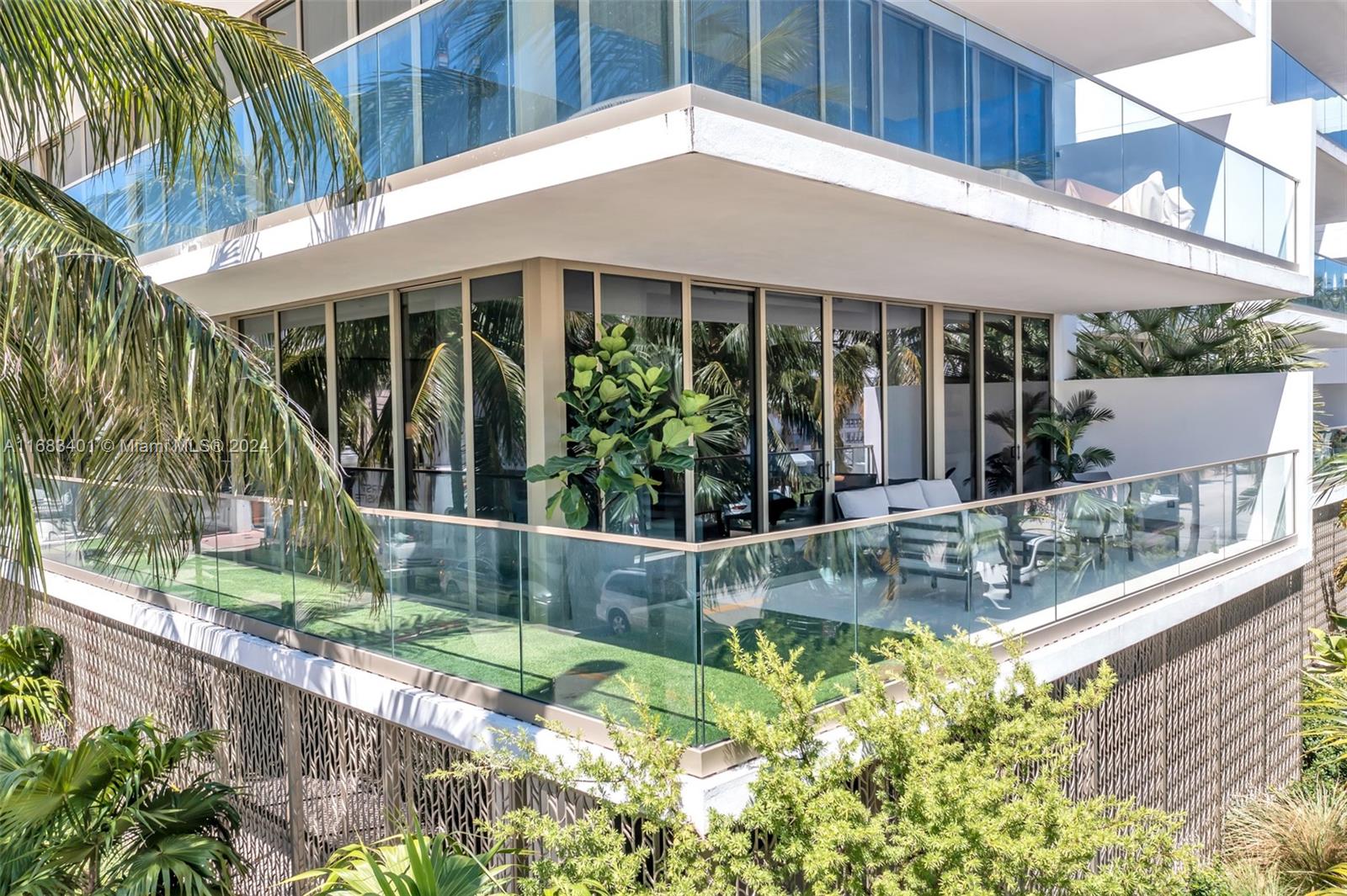 300 Collins Ave # 2E